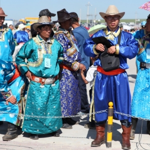 草原大赛马——记西乌珠穆沁旗第七届赛马节