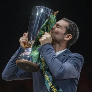 史蒂夫·戈尔达第三次夺得劳力士IJRC十强决赛冠军