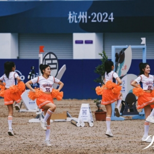 在桐庐赛场，感受青少年骑手们的精气神