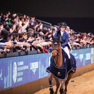 扎哈·尼高·利尔夺得浪琴大奖赛冠军，首届浪琴香港国际马术盛典圆满落幕 ... ...