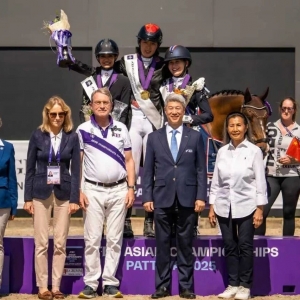 破纪录三连冠，中国骑手闪耀亚锦赛赛场！