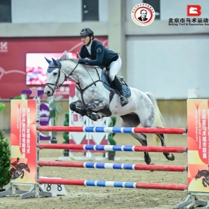 雪落新岁：“萨马兰奇杯”全明星马术城市联赛&超级马术俱乐部联赛&北京青巡赛总决赛&  ...